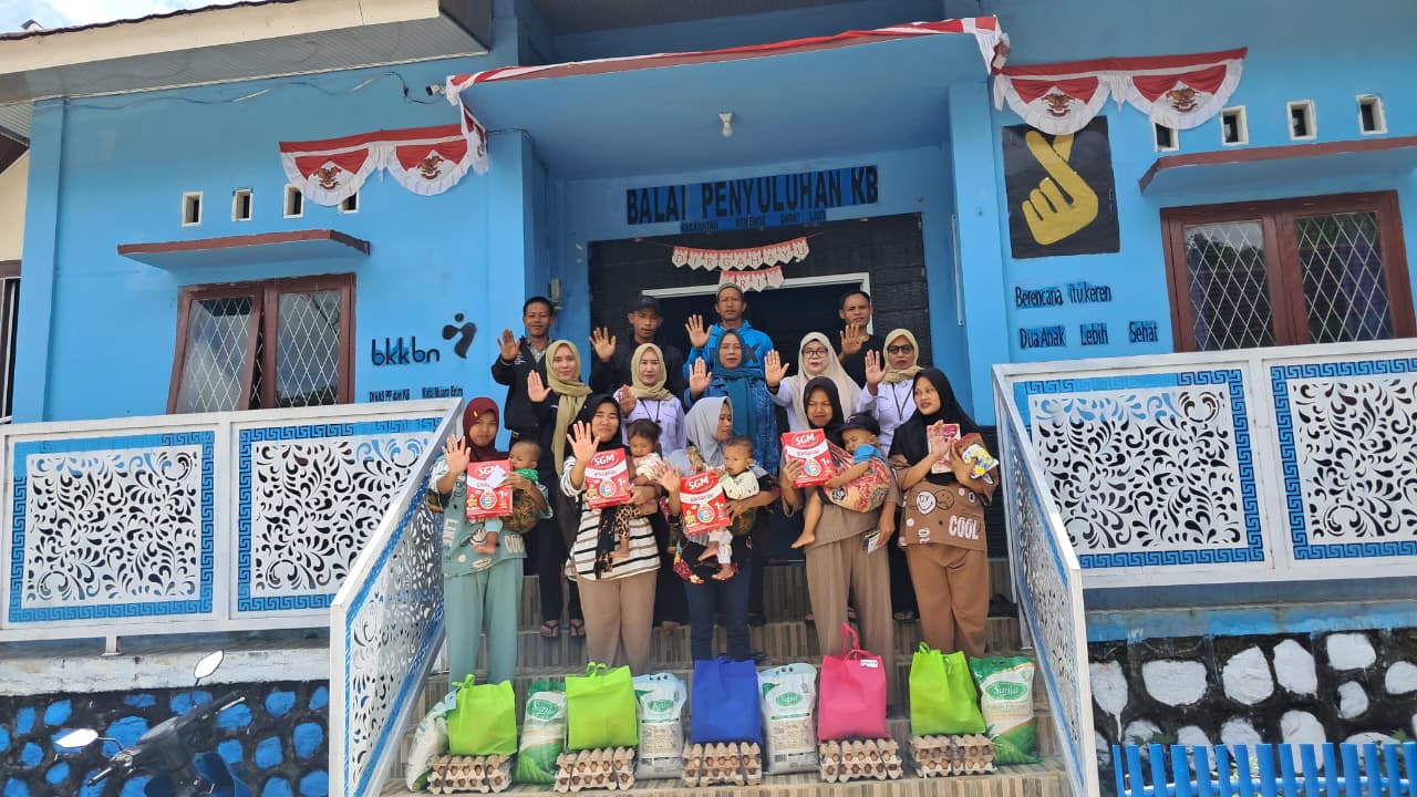 DPPKB Muara Enim Intervensi Stunting, Gelar Edukasi 'Genting' dan Salurkan Bantuan Nutrisi di Semende Darat Laut